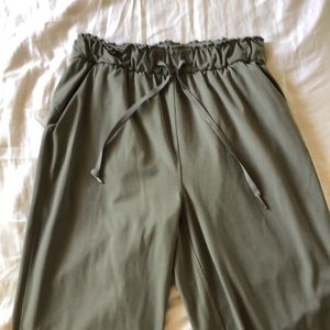 Lululemon Keep Moving Pant (High Rise)
